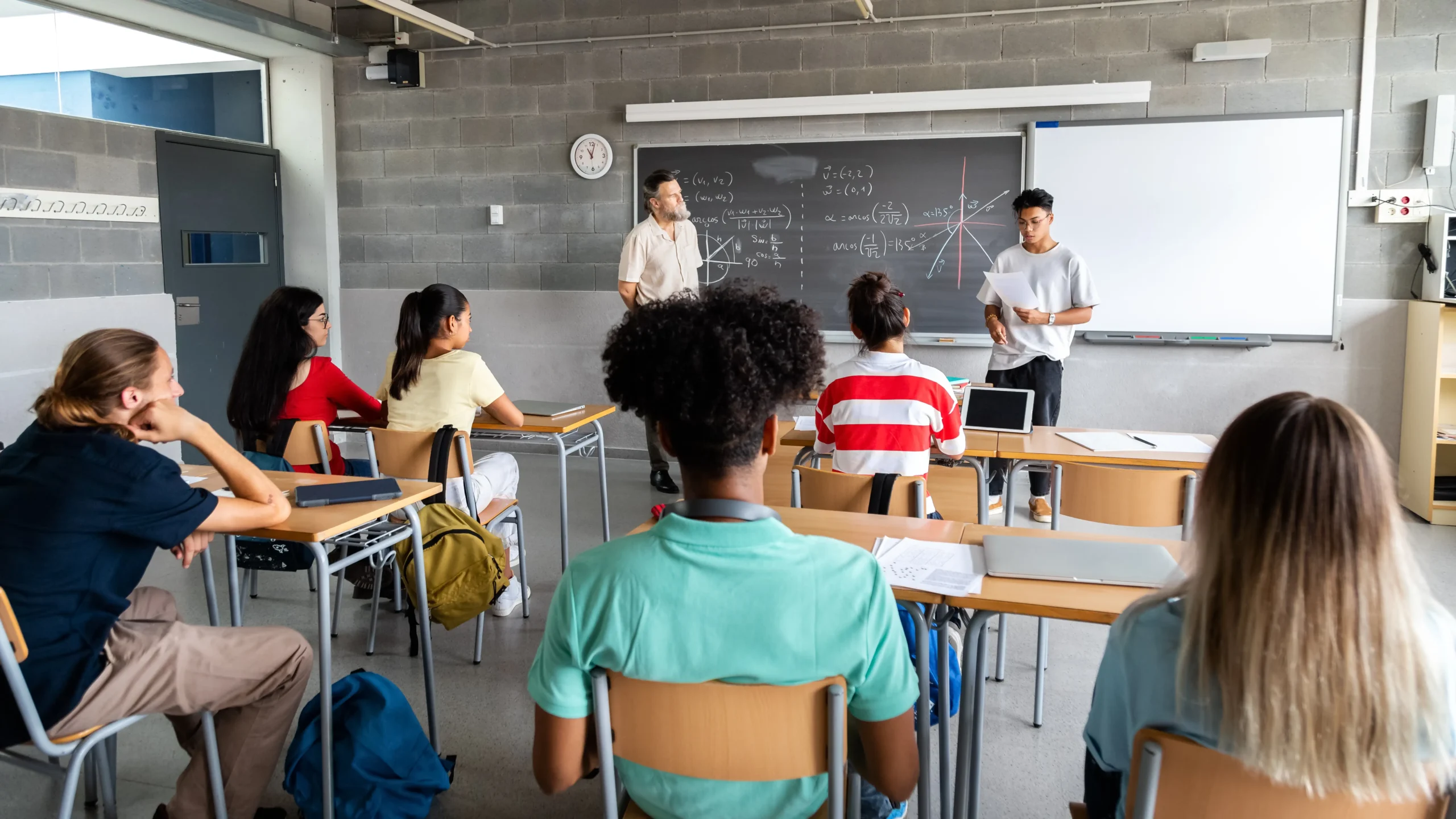 Brasil Plural – solução educacional regionalizada para o Ensino Fundamental