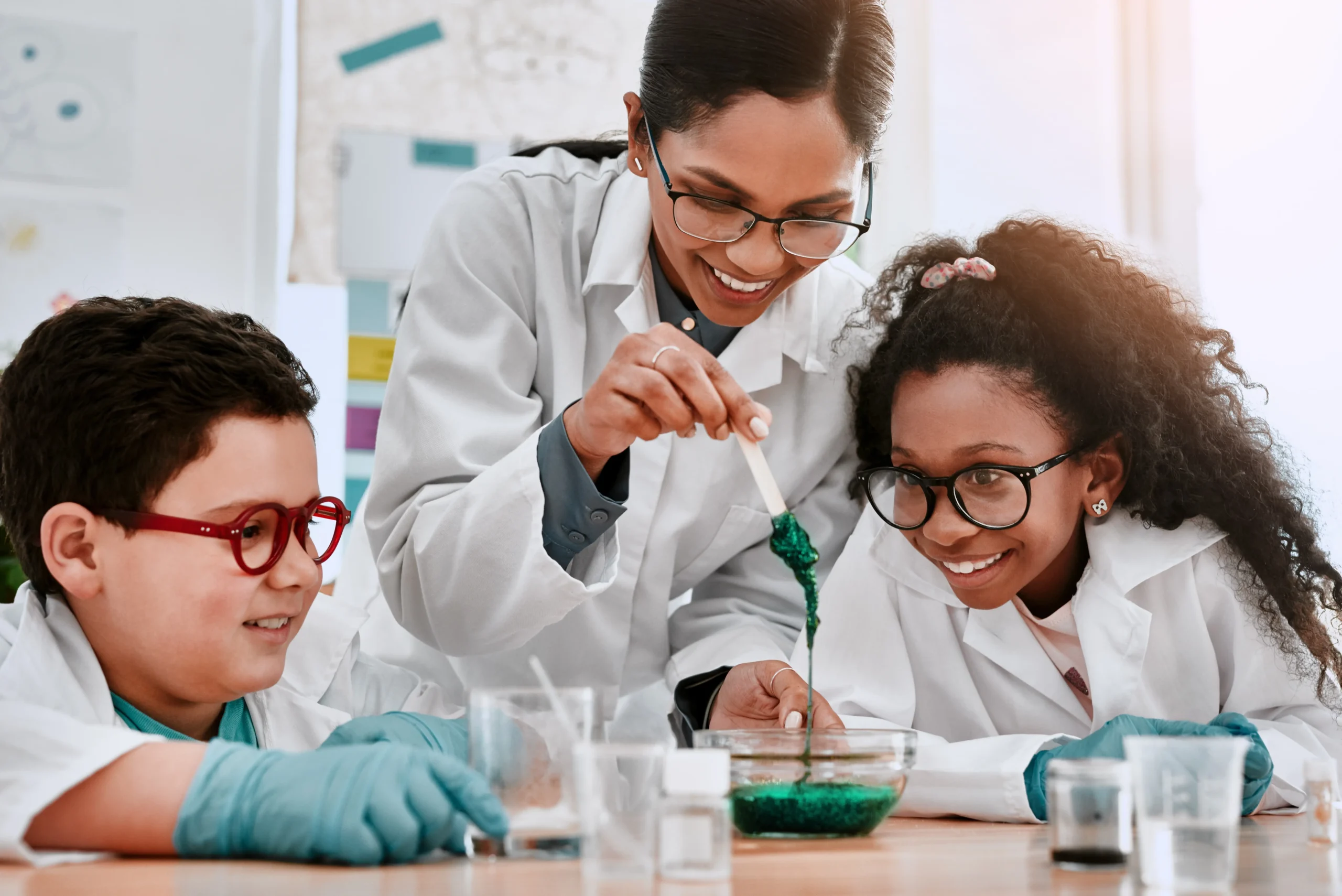 Experimentos científicos para fundamentar a teoria ou iniciar a teoria